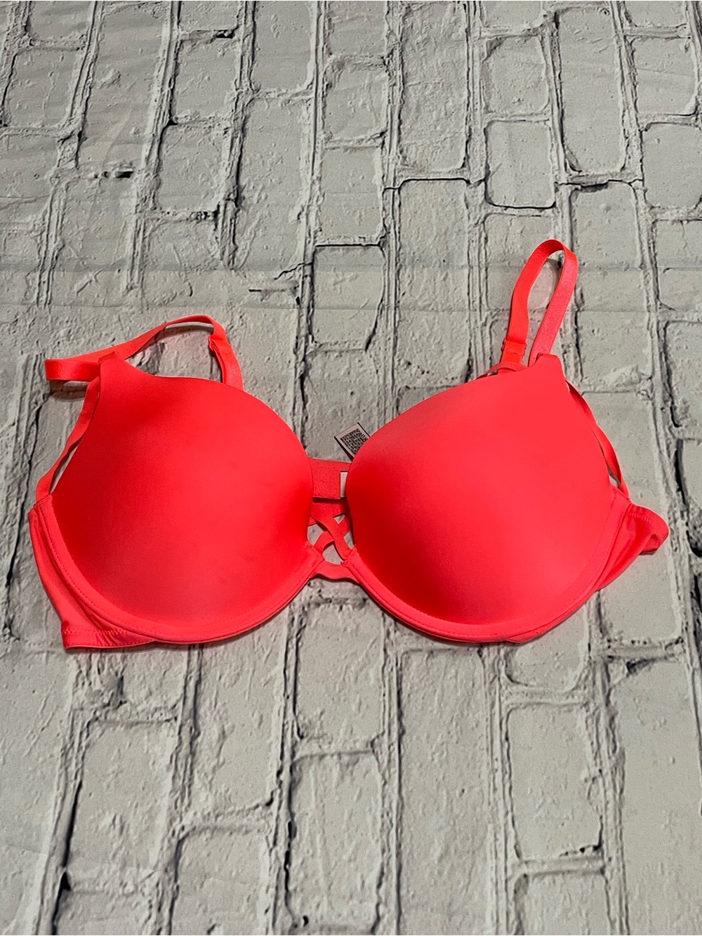 Victoria's Secret Push-Up Bra in Bright Coral